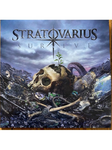 35005817	Stratovarius - Survive (coloured)  2lp	" 	Symphonic Metal, Power Metal"	2022	" 	Ear Music – 0212809EMU"	S/S	 Europe 	Remastered	23.9.2022