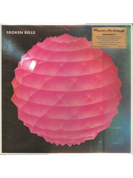 35004902	Broken Bells - Broken Bells	" 	Alternative Rock, Indie Rock"	2009	" 	Music On Vinyl – MOVLP776"	S/S	 Europe 	Remastered	"	29 авг. 2013 г. "