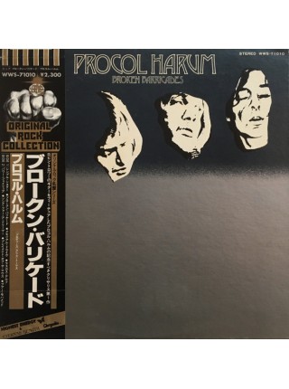 1403116		Procol Harum – Broken Barricades  	Classic Rock, Prog Rock	1971	Chrysalis – WWS-71010	NM/NM	Japan	Remastered	1977