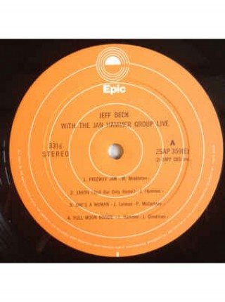 400832	Jeff Beck With The Jan Hammer Group ‎– Live(OBI, jins)		1977	Epic ‎– 25AP 359	EX/EX	Japan