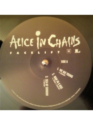 35014745	 	 Alice In Chains – Facelift, 2lp	"	Alternative Rock, Grunge "	Black	1990	" 	Columbia – 19439783861"	S/S	 Europe 	Remastered	08.01.2021