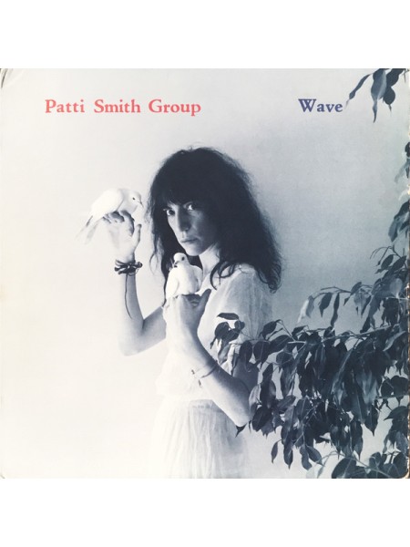 1404985		Patti Smith Group – Wave		Rock, Punk 	1979	Arista – AB 4221	 NM/EX+	 USA	Remastered	1979