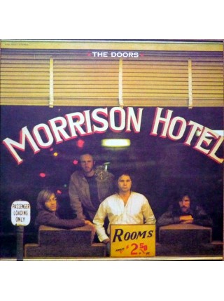 32000104	The Doors – Morrison Hotel 	1970	Remastered	2009	"	Elektra – EKS-75007, Rhino Records (2) – RHI-1-74881-5, Rhino Records (2) – R1 519557"	S/S	 Europe 