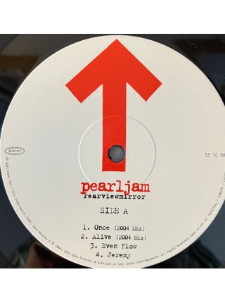 35014753	 	 Pearl Jam – Rearviewmirror (Greatest Hits 1991-2003: Volume 1), 2LP	" 	Alternative Rock, Grunge"	Black, 180 Gram, Gatefold	2004	" 	Epic – 19439895051"	S/S	 Europe 	Remastered	18.03.2022