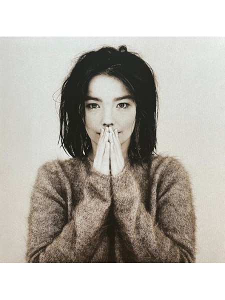 35007401		 Björk – Debut	" 	Experimental, Synth-pop, House"	Black, 180 Gram	1993	One Little Indian	S/S	 Europe 	Remastered	12.8.2022