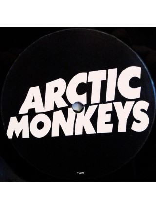 35006053		 Arctic Monkeys – Suck It And See	" 	Indie Rock"	Black, 180 Gram	2011	" 	Domino – WIGLP258"	S/S	 Europe 	Remastered	03.06.2011