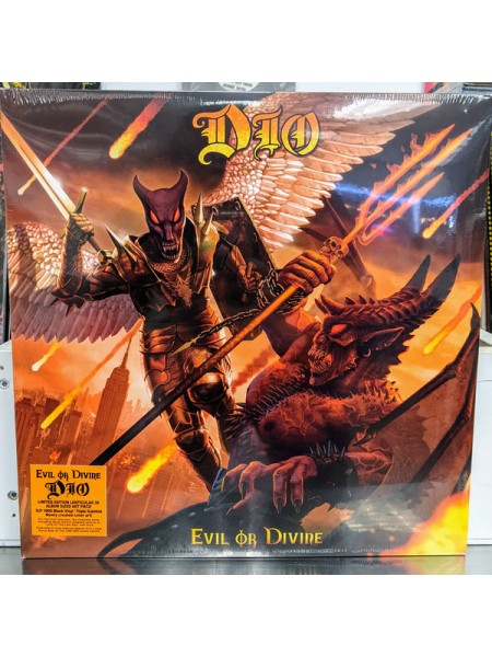 180555	Dio - Evil or Divine: Live in New York City  3LP  (2021)	"	Heavy Metal"	2003	"	BMG – BMGCAT538629660"	S/S	Europe